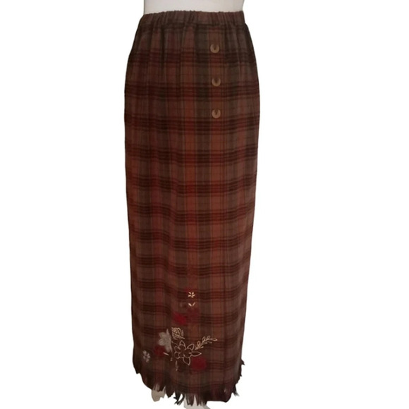 Vintage T&Company Fall Plaid Embroidered Fringe Trim Maxi Skirt Size Small - Picture 2 of 5